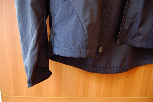 ナイキ フルジップフーディ PX ジャケットの裾イメージ